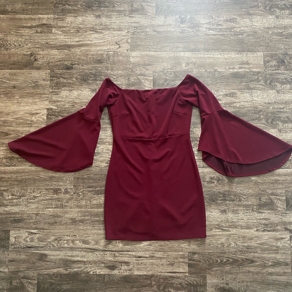 Strapless flare sleeve Bodycon Dress